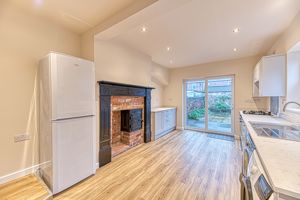 Kitchen- click for photo gallery
